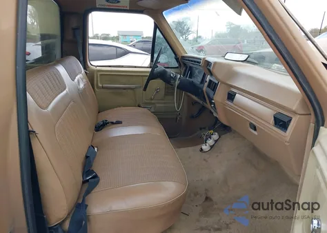 1983 Ford F100 z USA, uszkodzony, nr VIN 1FTCF10Y1DPA08516